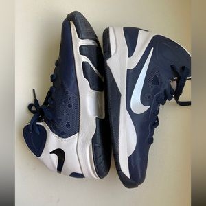 Nike Boys basketball shoes